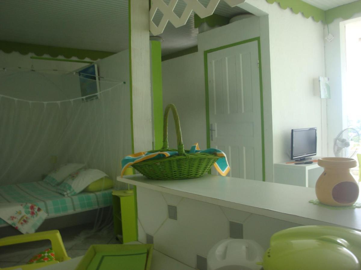 Apartament Escale Creole Terre-De-Haut Zewnętrze zdjęcie