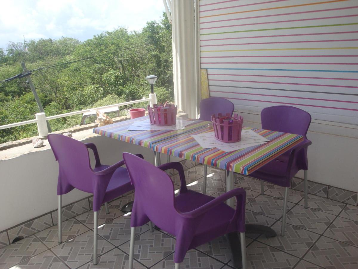 Apartament Escale Creole Terre-De-Haut Zewnętrze zdjęcie